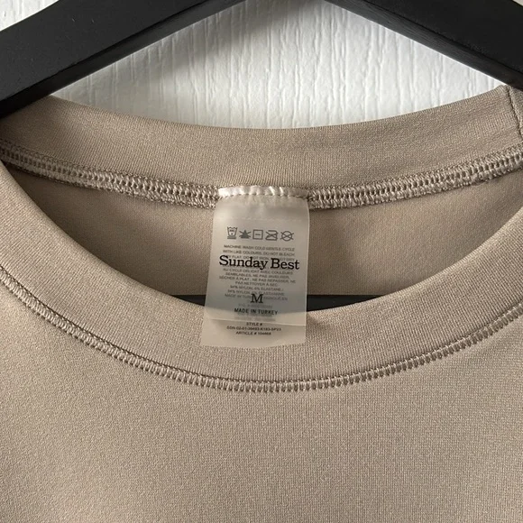 Sunday Best Top - Picture 3 of 3